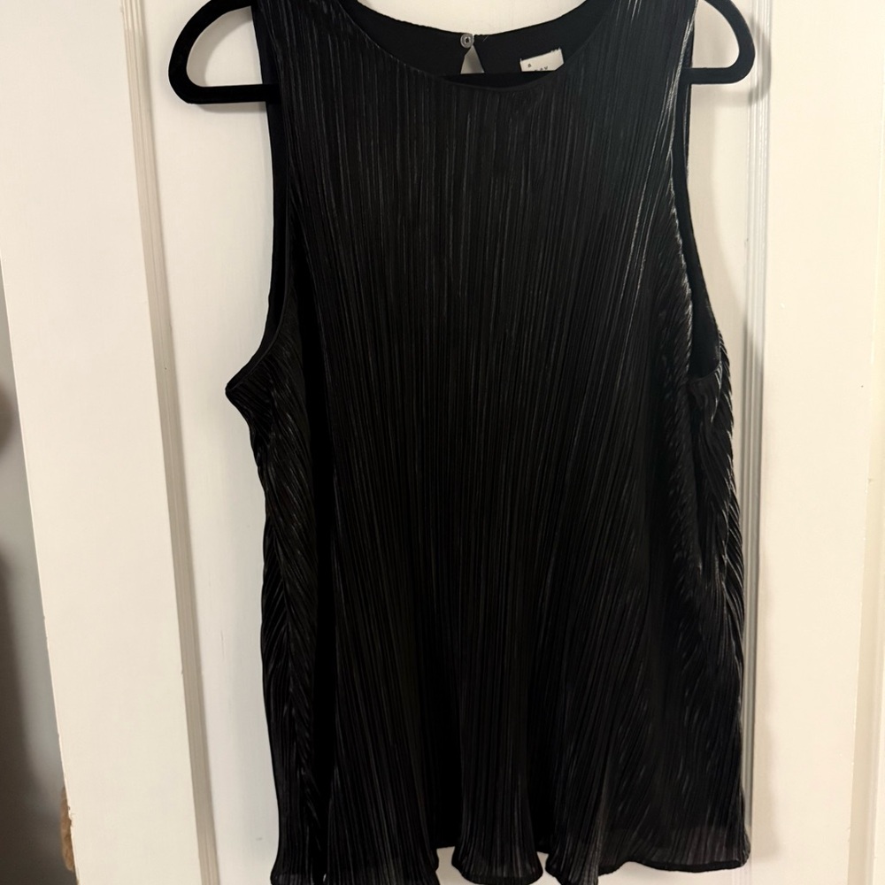 A New Day xl swing top NWOT